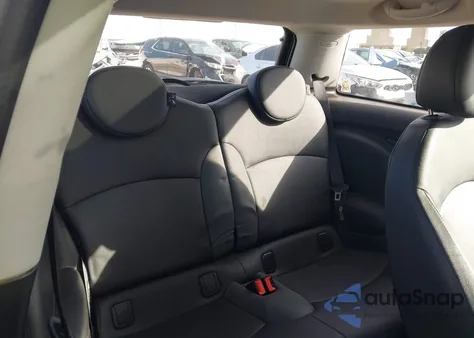 2010 Mini Cooper from USA, damaged, VIN WMWMF3C52ATZ25725